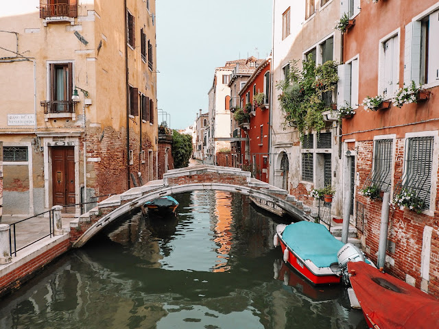 Ponte Chiodo uno degli oltre 400 ponti di Venezia, ma l’unico rimasto senza parapetti, come in origine